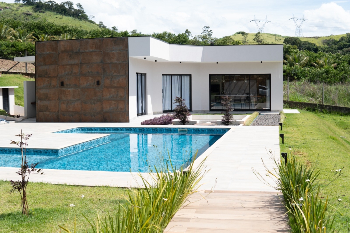 Passeio a cavalo por trilha em Atibaia - Reserve em  Brasil